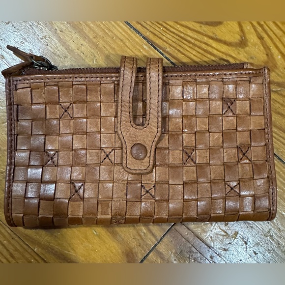 Artisan Handbags - Artisan Woven Leather Wallet